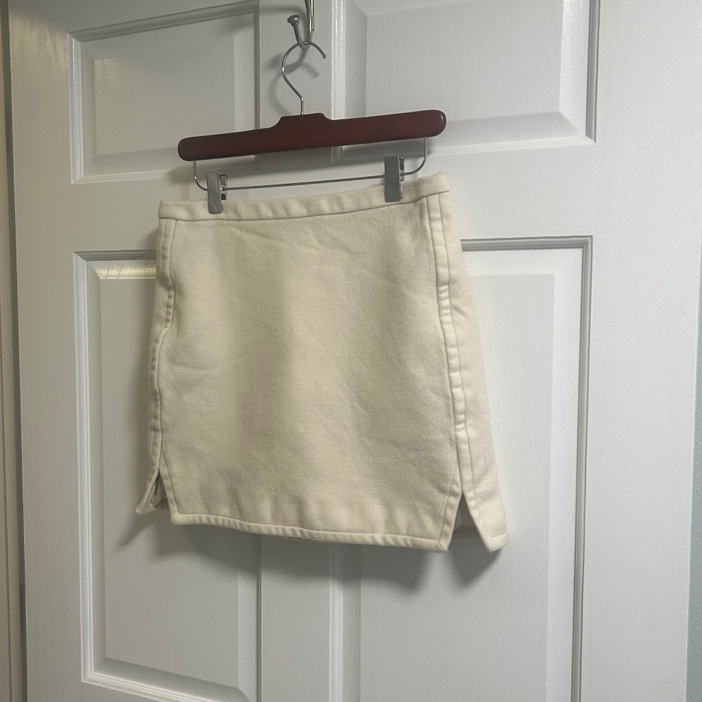 Beautiful J. Crew White Wool Skirt Size 4